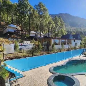 THE PARADISE POOL RESORT Khurpatal