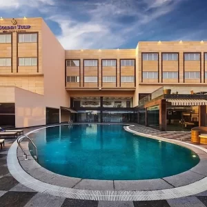HOTEL GOLDEN TULIP BHIWADI
