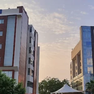 HOTEL GOLDEN TULIP LUCKNOW